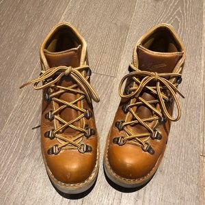 Danner Tramline Boots Size 9 Womens